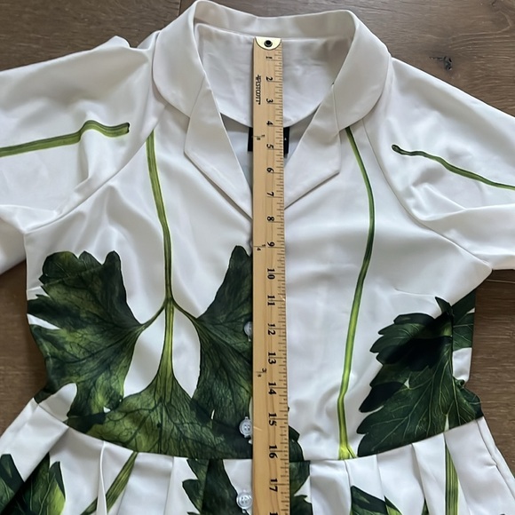 Reckless Ericka Flutter Sleeve Clover Collar Maxi Garden Dress sz medium - Picture 8 of 12